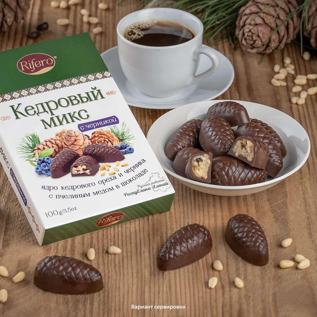 Конфеты шоколадные Кедровый микс с черникой 100г
